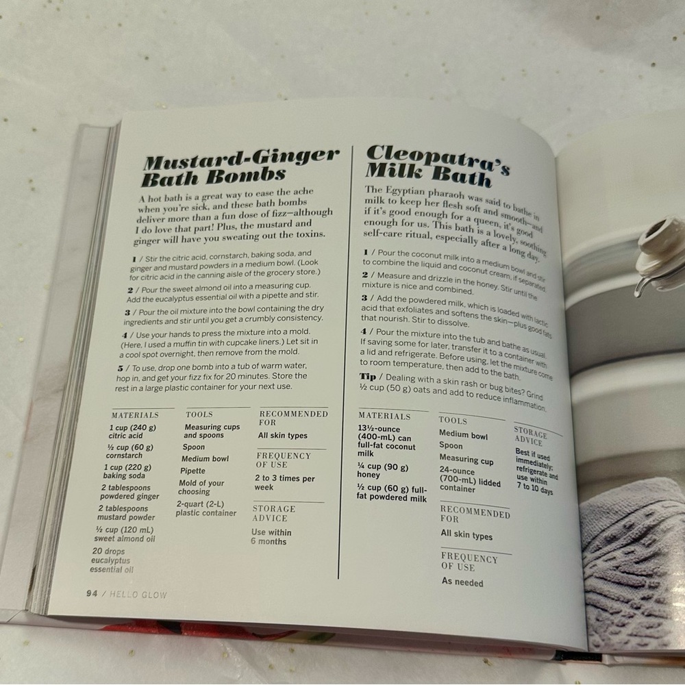 Hello Glow & Essential Glow books - Picture 3 of 5